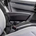 RATI ARMSTER 3 Armlehne SUZUKI SWIFT 2024- mit manueller Handbremse  [schwarz,vegan Leder,rote Nähte]